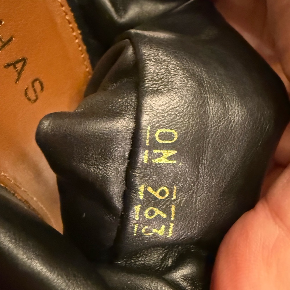 Alohas Natasha Puffy Leather Mule Heels Black EU 40 - Picture 7 of 12